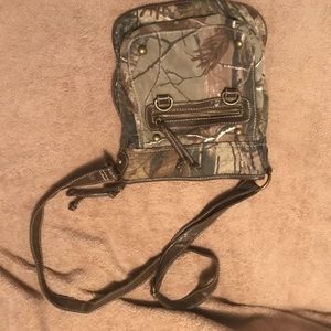 Camo cross body purse